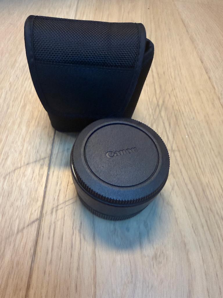 Canon Mount Adapter EF-EOS R, Ophalen of Verzenden, Zo goed als nieuw, Toebehoren