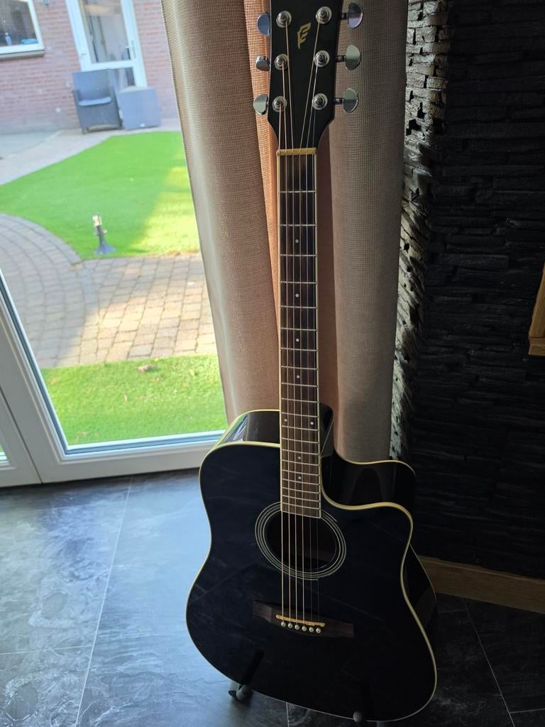 Ibanez PF15ECE, Muziek en Instrumenten, Ophalen of Verzenden, Gebruikt, Western- of Steelstringgitaar, Met (piezo-)element