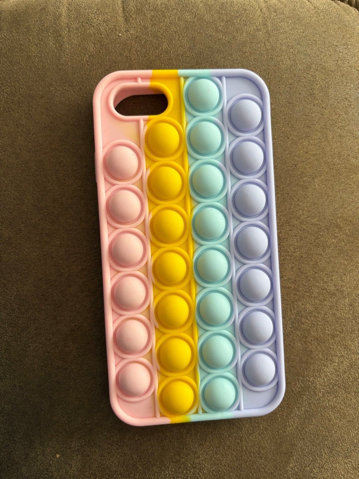 iPhone S Pop-It Hoesje - Nieuwstaat, Ophalen, Hoesje of Tasje, Meerkleurig, Siliconen