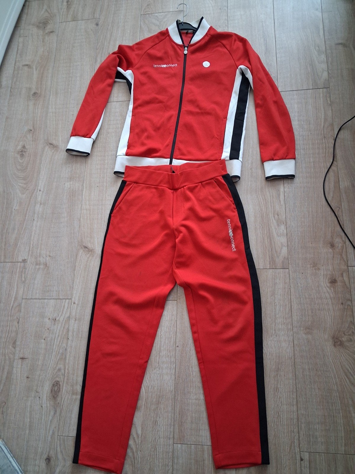 Björn Borg Trainingspak - Rood, Maat M, Ophalen of Verzenden, Zo goed als nieuw, Rood, Racketsport