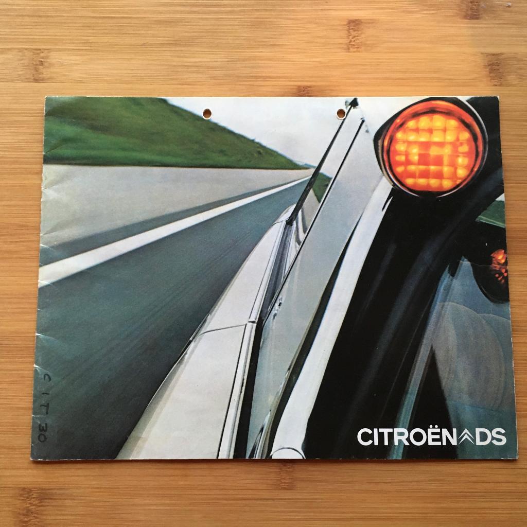 Folder Citroën DS sept 1971 -NL, Ophalen of Verzenden, Citroën, Onbekend, Gelezen