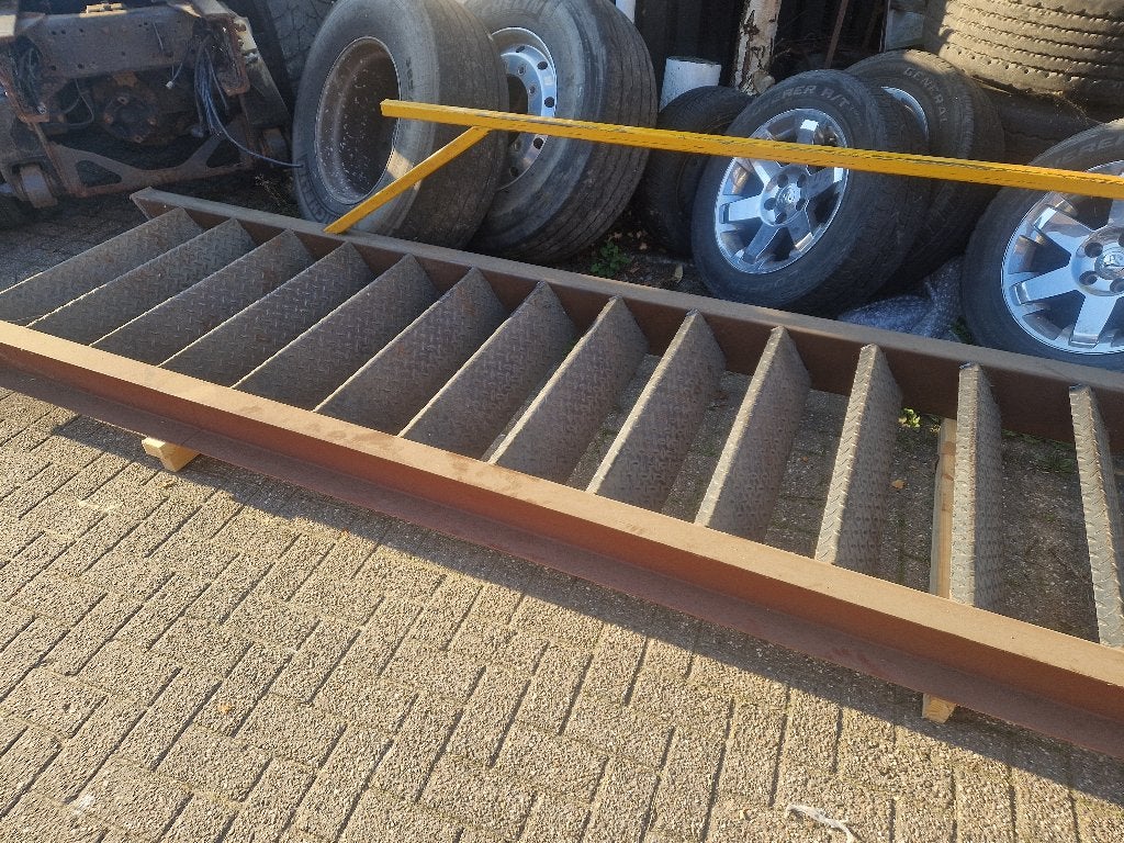 ladders en trappen, Ophalen, Gebruikt, -, Trap