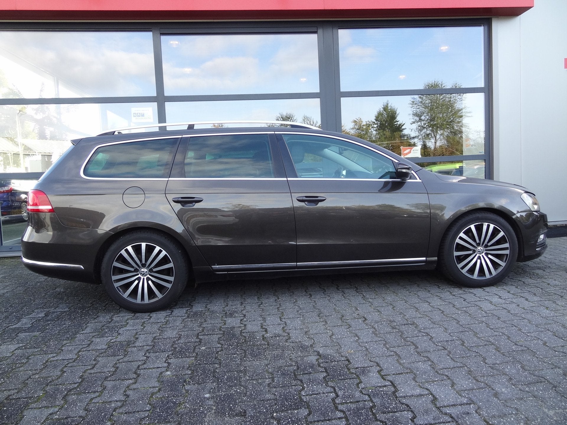 Volkswagen Passat Variant 1.4 TSI Highline | LEDER | NAVI |, Auto's, Euro 5, Gebruikt, Bruin, 122 pk