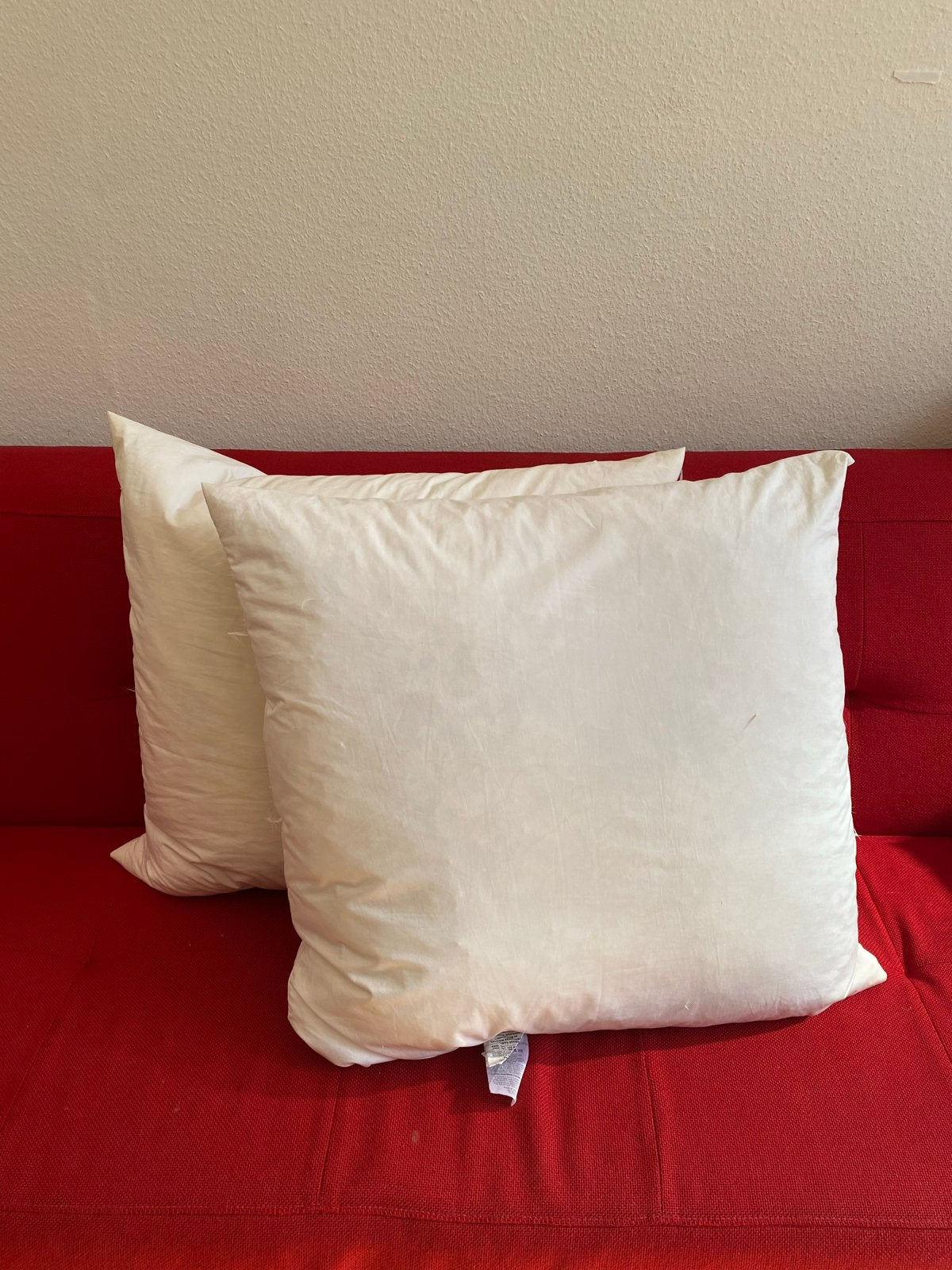 2x The White Company eendenveren kussens 65x65 cm, Ophalen, Overige merken, Inclusief binnenkussen, Wit