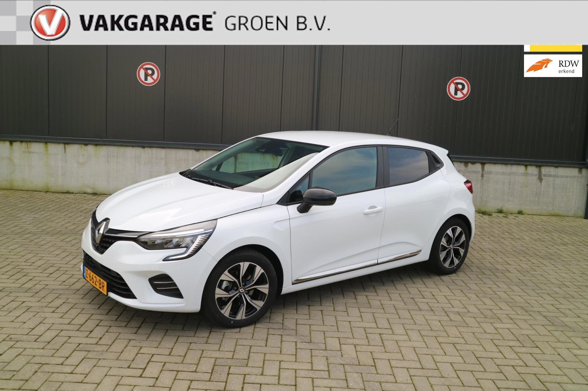 Renault Clio 1.6 E-Tech Full Hybrid 145 evolution / Navi / C, Auto's, Renault, Bedrijf, Te koop, Clio, Achteruitrijcamera, Airbags