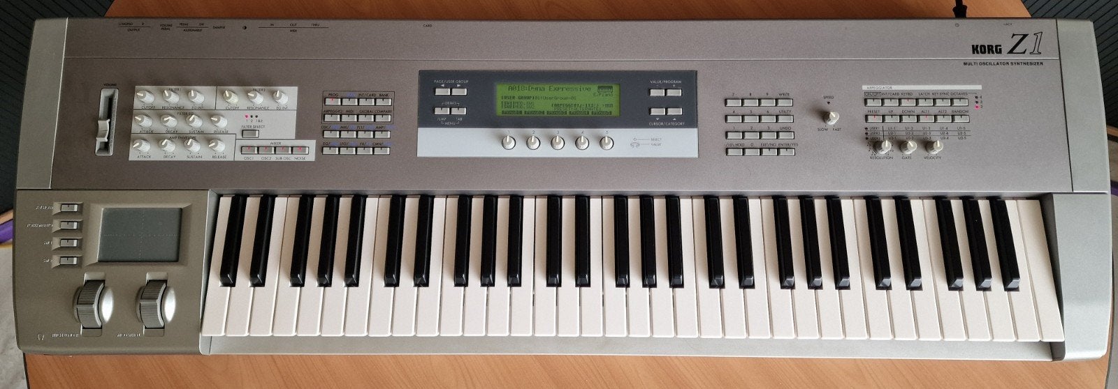 Korg Z1, Muziek en Instrumenten, Ophalen of Verzenden, Zo goed als nieuw