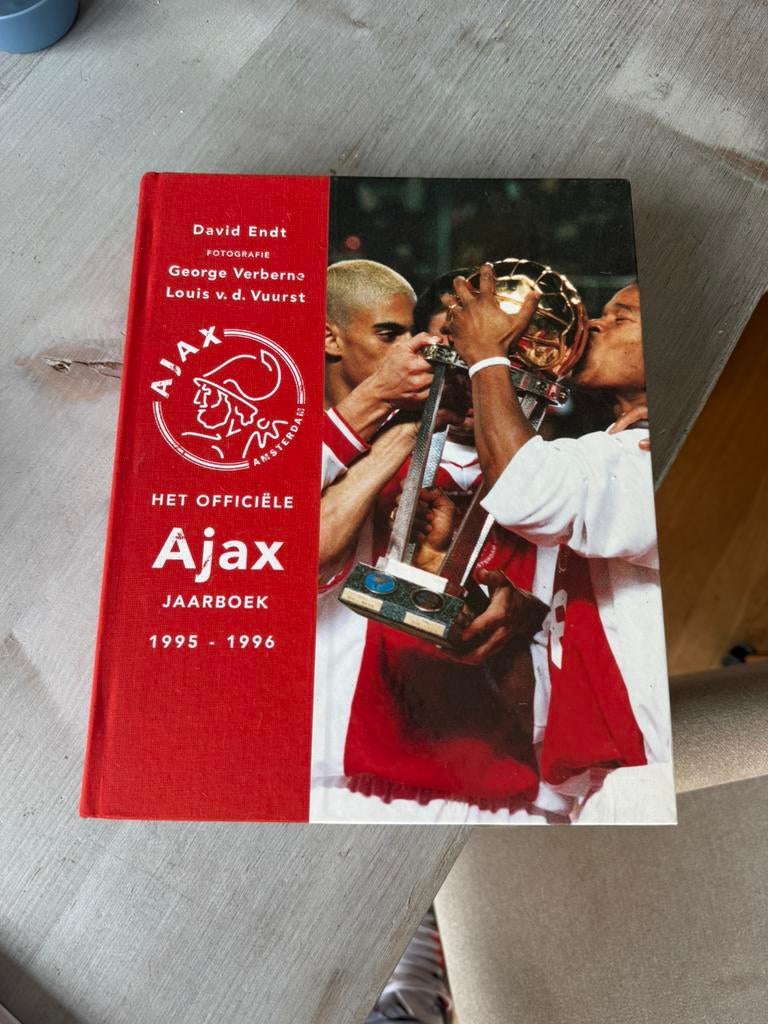 Ajax jaarboek 1995/1996, Verzamelen, Ophalen of Verzenden, Zo goed als nieuw, Ajax