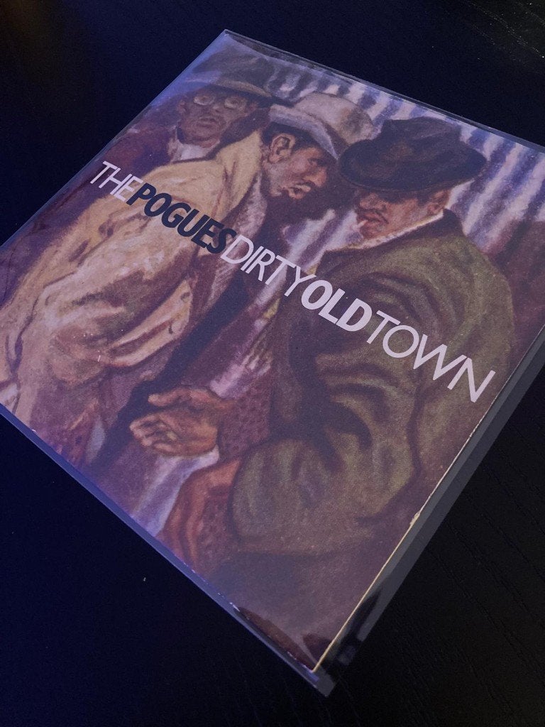 The Pogues – Dirty Old Town (1985), Gebruikt, 7 inch, Ophalen of Verzenden, Fotohoes