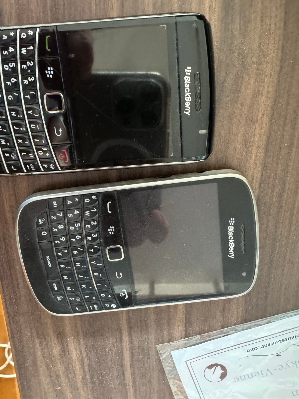 Twee BlackBerry telefoons - Zonder abonnement, Gebruikt, Zwart, Ophalen of Verzenden, Minder dan 3 megapixel