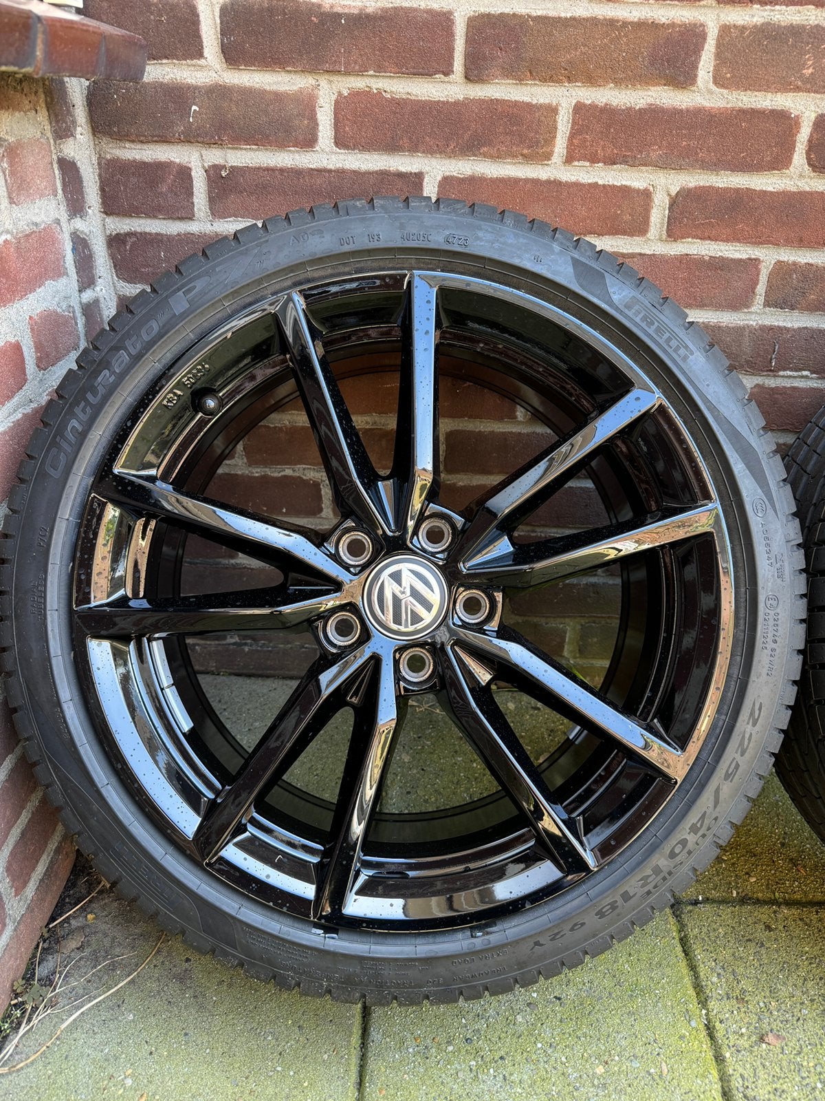 Origineel Volkswagen Pretoria velgen 18 inch banden zwart, Auto-onderdelen, Ophalen, Volkswagen