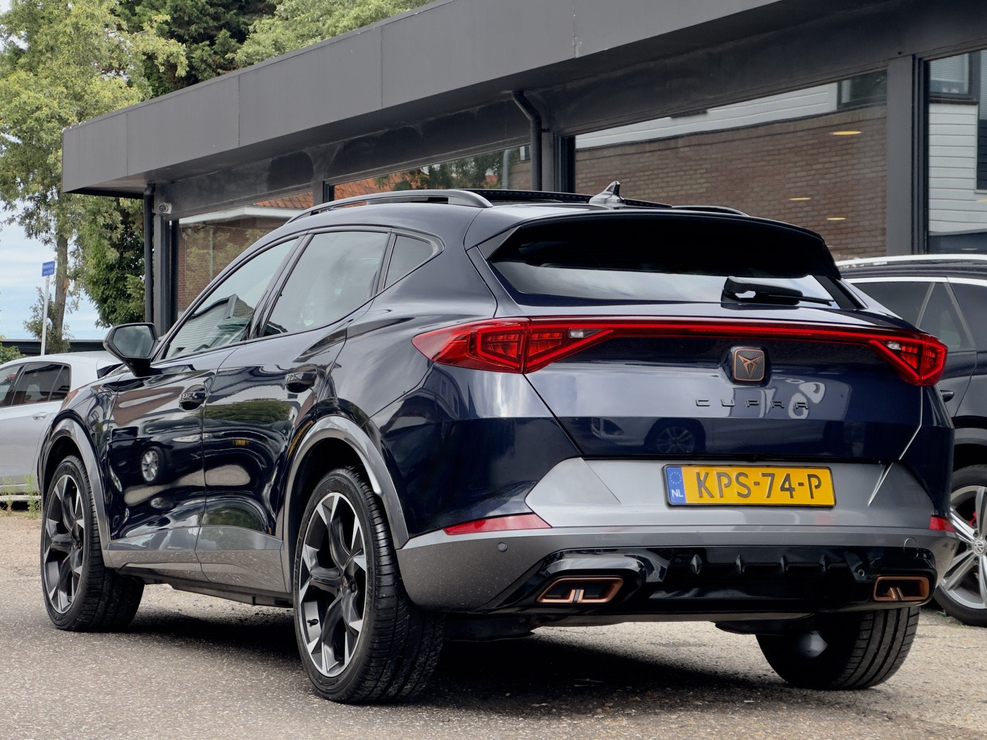 CUPRA Formentor 1.4 e-Hybrid VZ AUT6 COPPER EDITION 245PK 69, Auto's, Dealer onderhouden, Gebruikt, 4 cilinders, Formentor