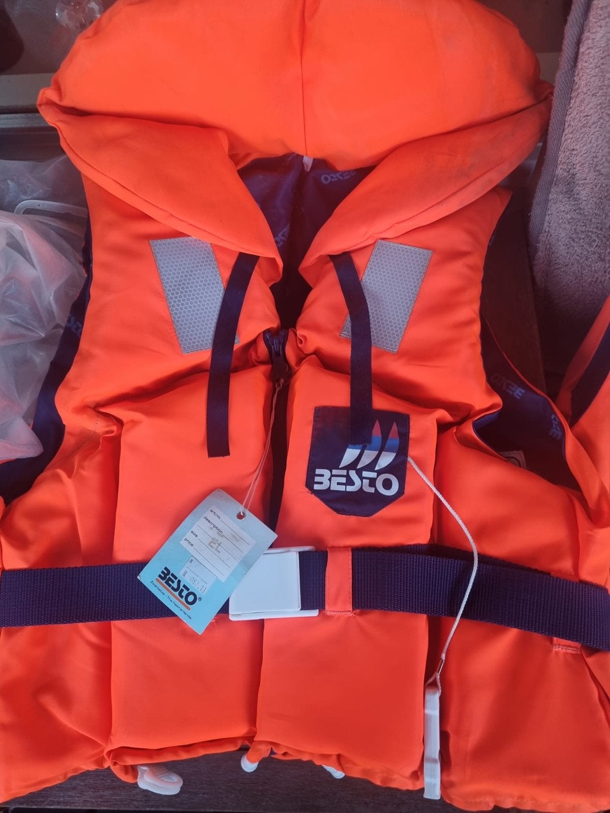 2 Nieuwe Besto Zwemvesten - Oranje volwassenen, Watersport en Boten, Watersportkleding, Ophalen, Nieuw, Dame of Heer, Reddingsvest of Zwemvest