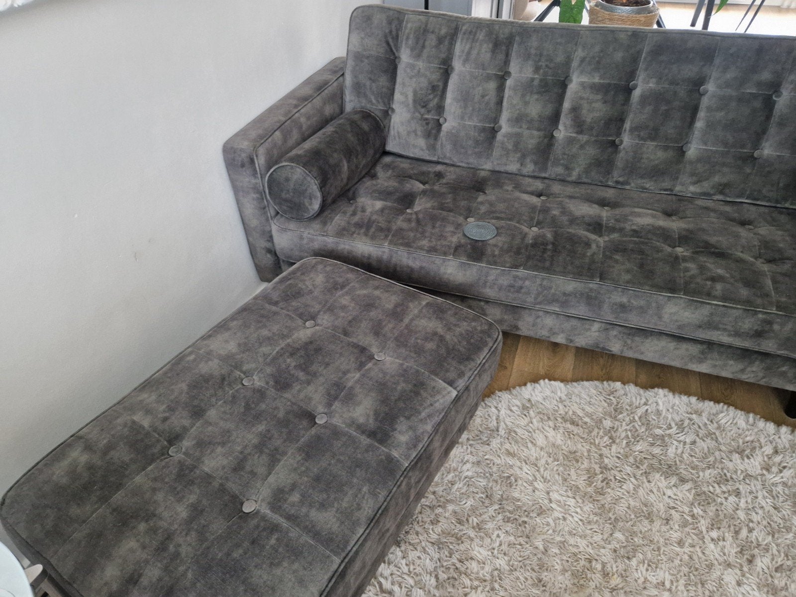 Prachtige donker groene bank met losse hocker. Velours., 75 tot 100 cm, Zo goed als nieuw, Rechte bank, Stof