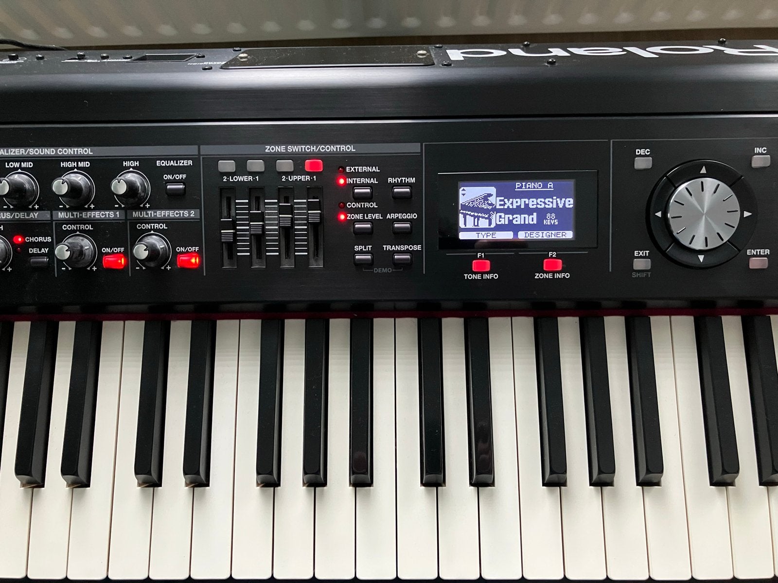 Roland RD-700GX Stage Piano, Ophalen, 88 toetsen, Roland, Zo goed als nieuw