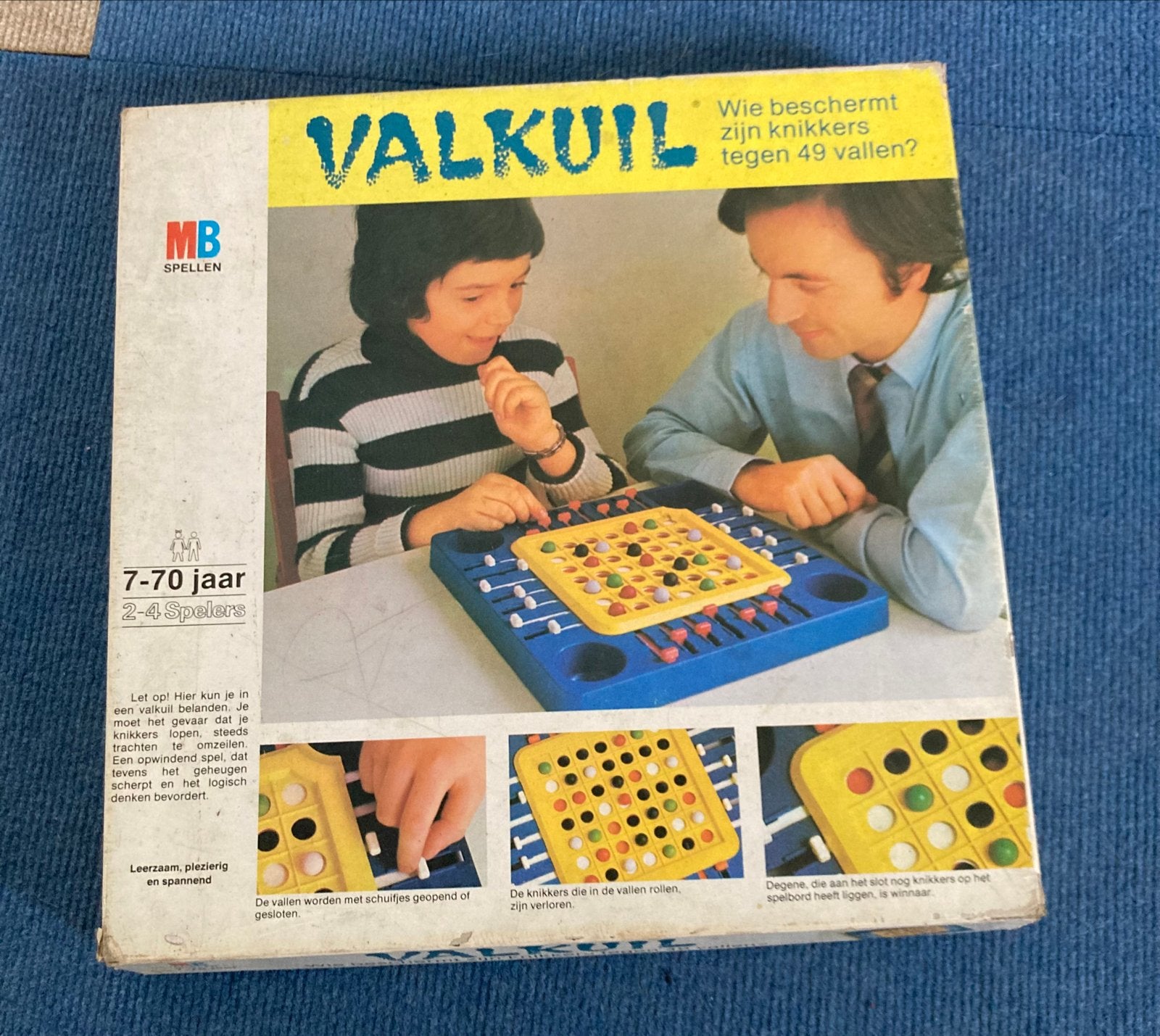 Vintage MB Spellen Valkuil Bordspel - Klassiek Gezinsspel, Drie of vier spelers, Ophalen, Gebruikt