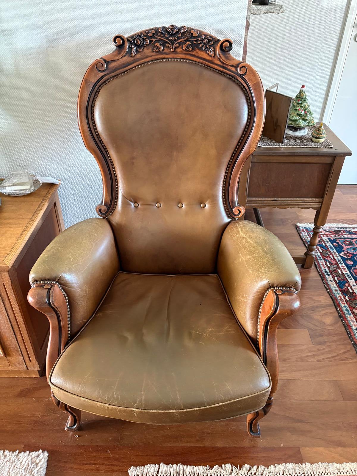 Klassieke lederen fauteuil, Antiek en Kunst, Ophalen