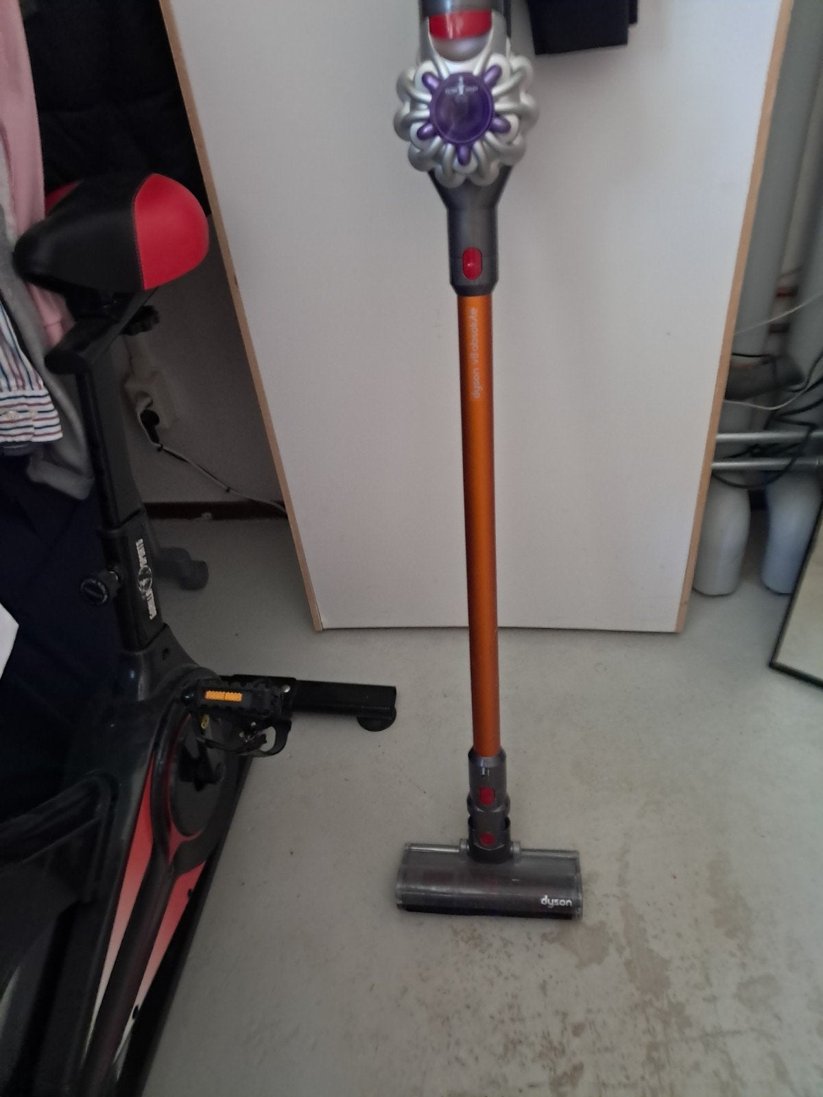 Tyson v8 onderdelen accu nieuw met lader, Ophalen, Gebruikt, Overige typen, Dyson