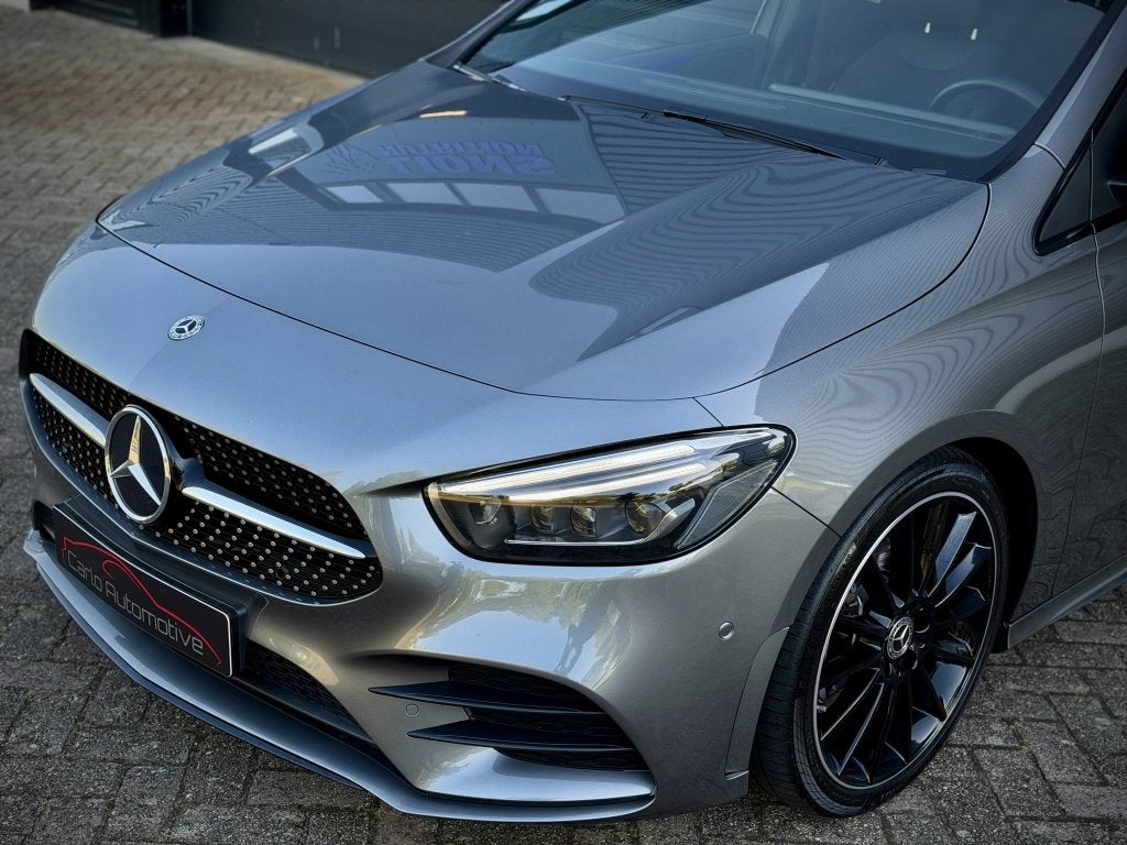 Mercedes-Benz B-Klasse 220 PANO|MEMORY|SFEER|MBEAM|AR|CAMERA, Auto's, 745 kg, Gebruikt, 4 cilinders, Leder en Stof