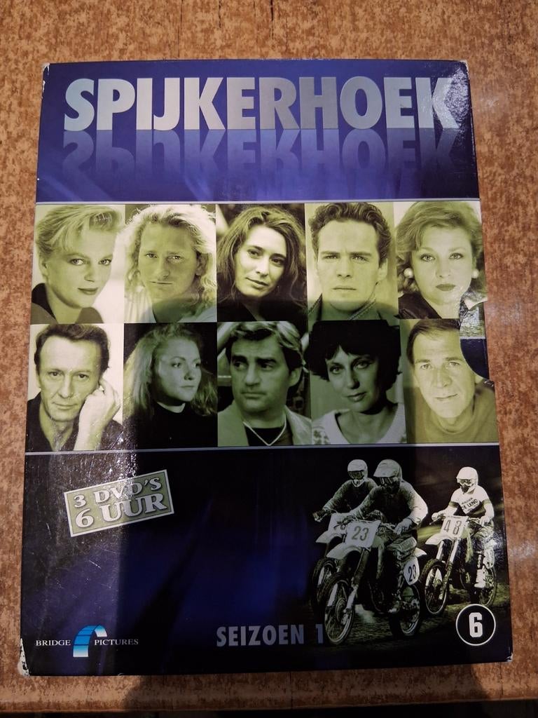 Spijkerhoek 3-dvdbox, Cd's en Dvd's, Dvd's | Tv en Series, Alle leeftijden, Ophalen of Verzenden, Zo goed als nieuw