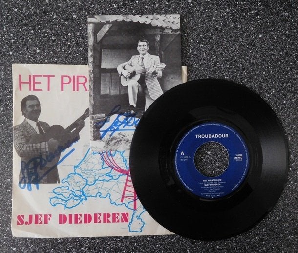 Sjef Diederen - het piratenlied (vanaf € 2,00), Ophalen of Verzenden, Zo goed als nieuw, 7 inch, Levenslied of Smartlap