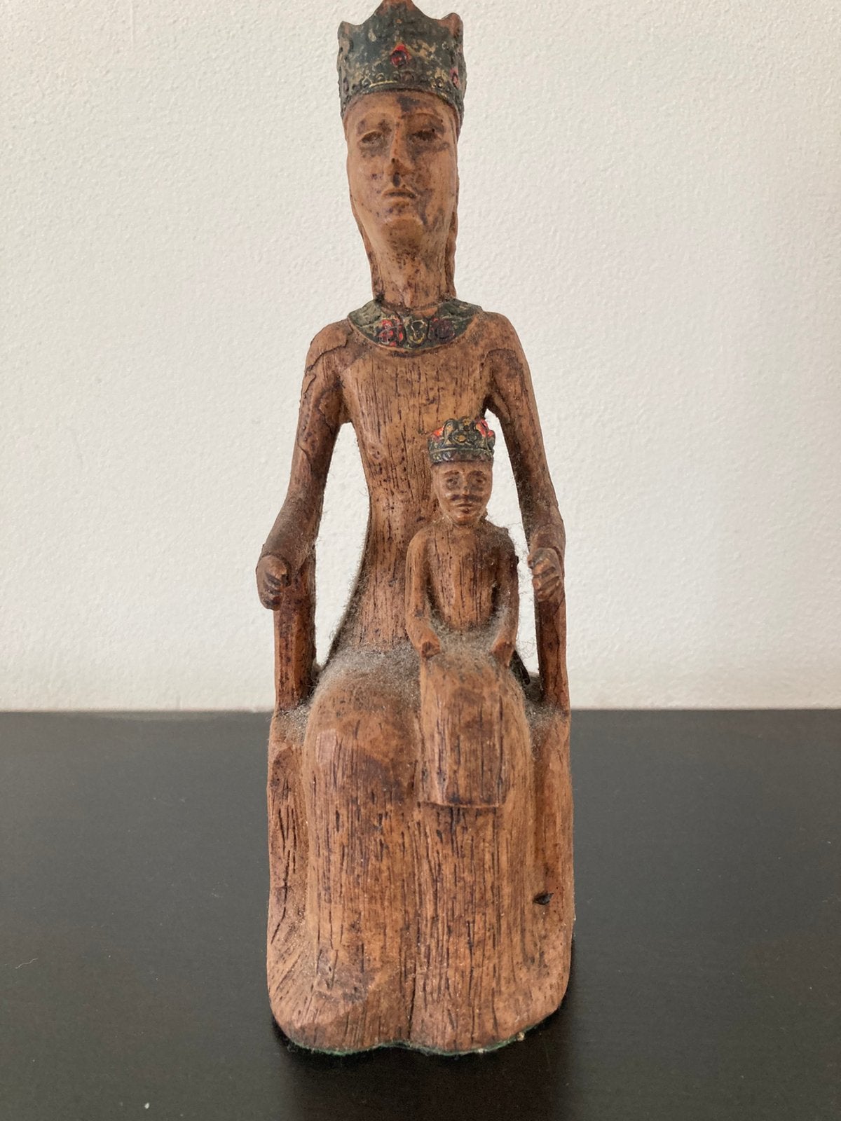 houten altaar of pelgrimsbeeld, Houtsnijwerk, Minder dan 20 cm, Ophalen of Verzenden, Hout
