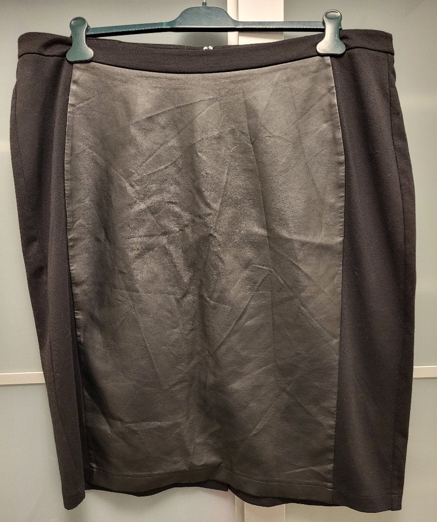 Ulla Popken leren rok met stretch maat 52, Rok, Zwart, Ulla Popken, Ophalen of Verzenden