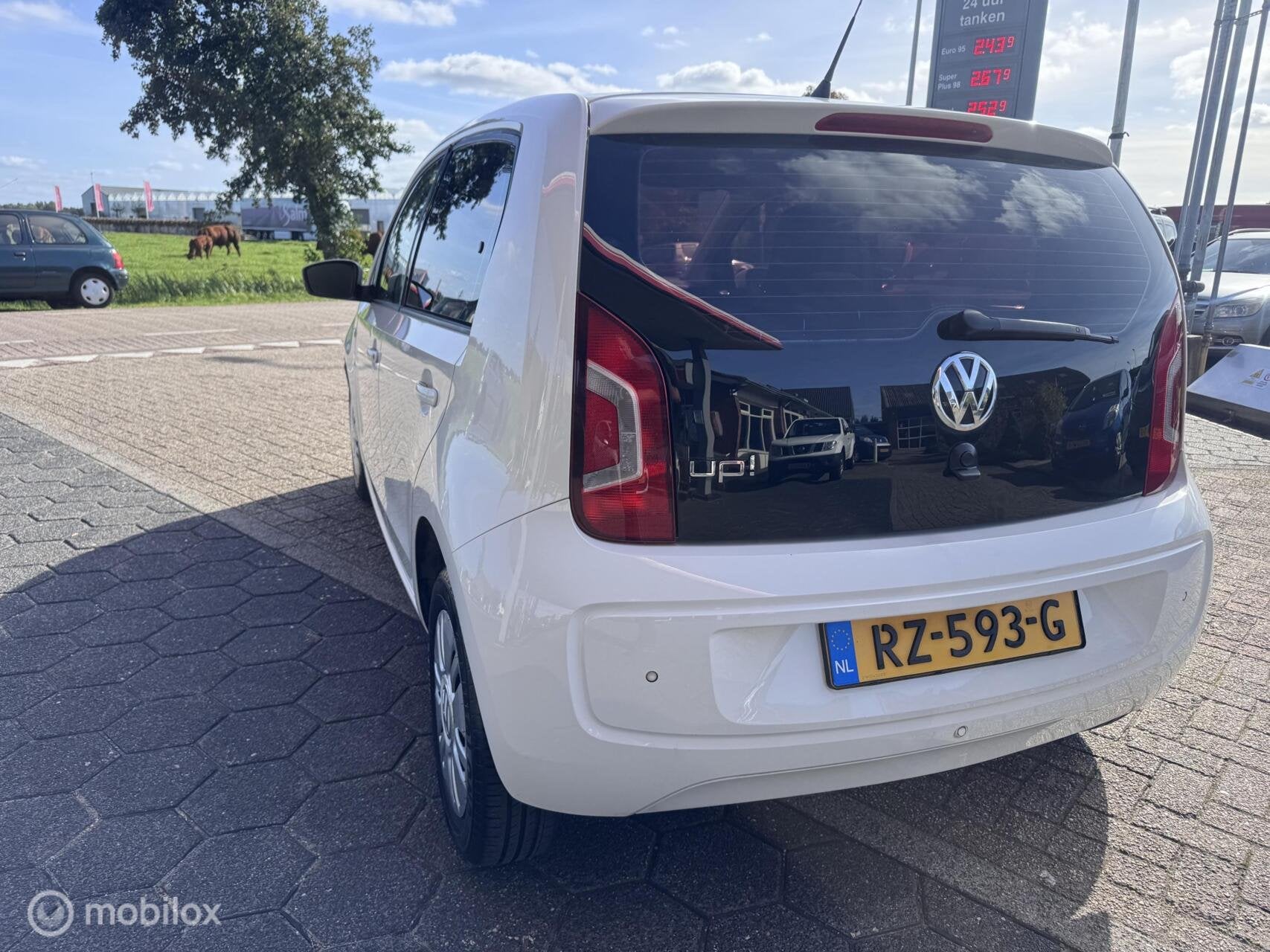 Foto 6 van Volkswagen Up! 1.0 move up! BlueMotion