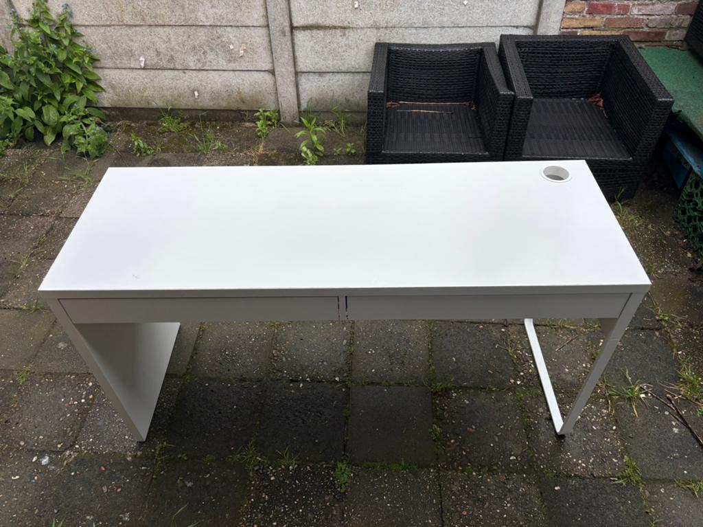 IKEA: Wit bureau 1,40m breed 50cm diep, Huis en Inrichting, Bureaus, Ophalen, Gebruikt, Hout, IKEA