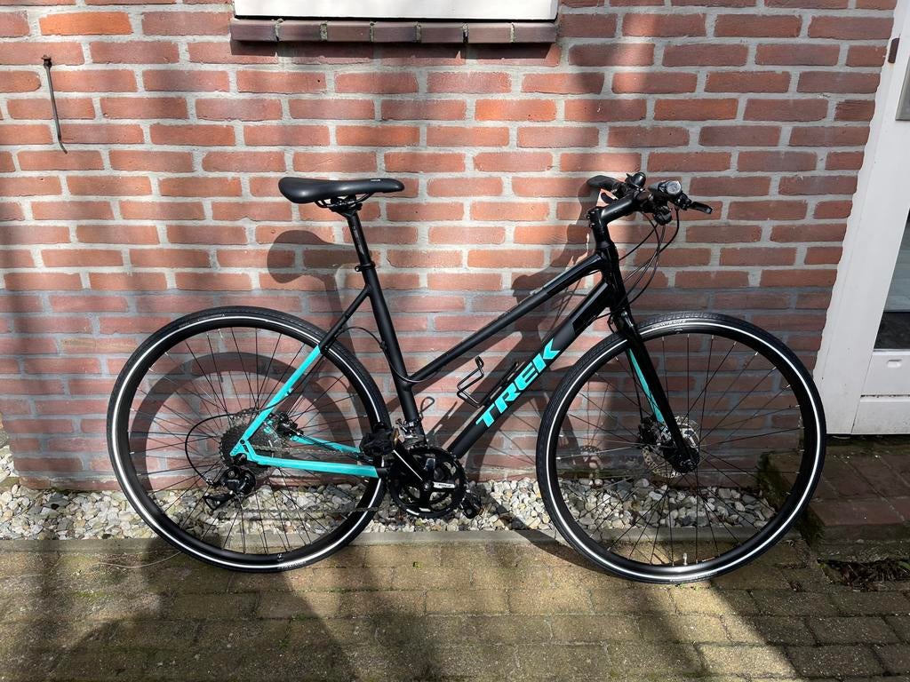 Zo goed als nieuwe Trek Zektor 3 Stagger stadshybride, Fietsen en Brommers, Fietsen | Mountainbikes en ATB, Ophalen, Zo goed als nieuw