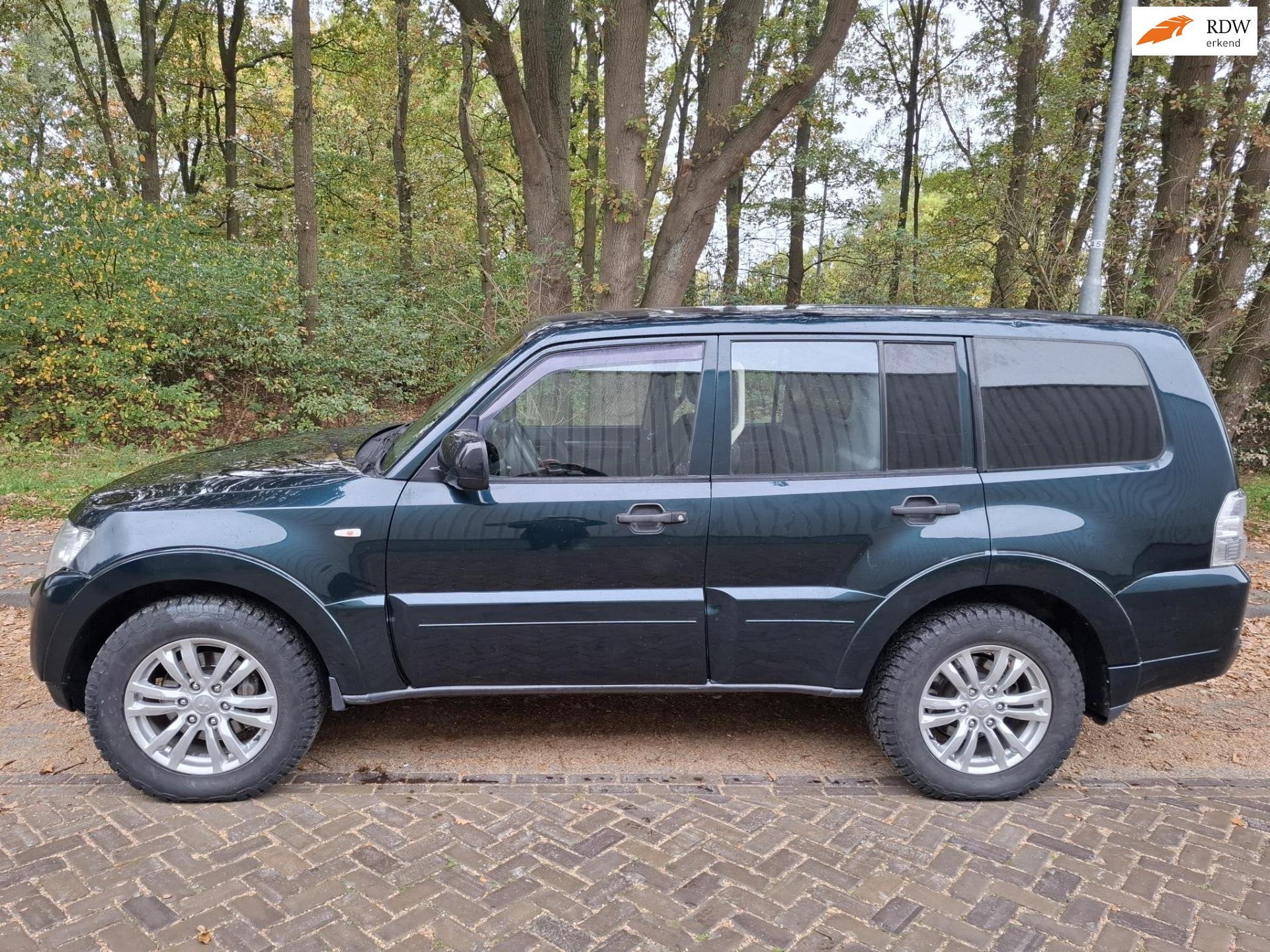 Mitsubishi MITSUBISHI PAJERO 3.2 euro 6 155482 km apk 10-202, Auto's, Automaat, Stof, 2145 kg, Bedrijf