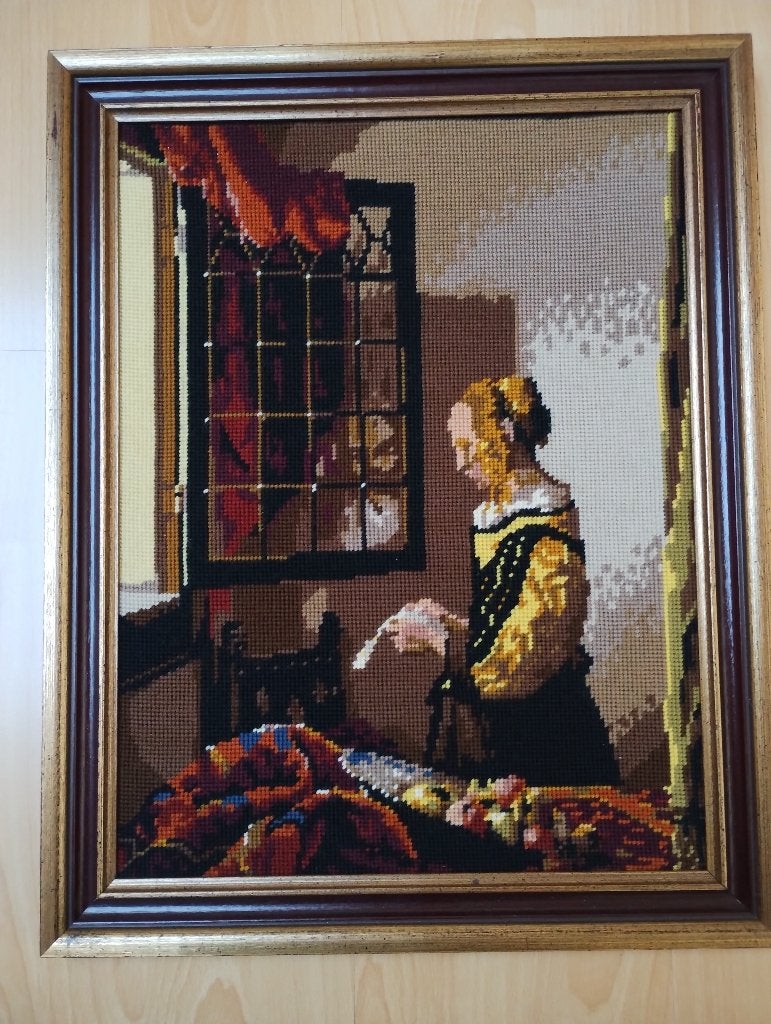 geborduurd schilderij van Lezende Vrouw Bij Open Raam, Ophalen, 50 – 75, Minder dan 50 cm, Zo goed als nieuw