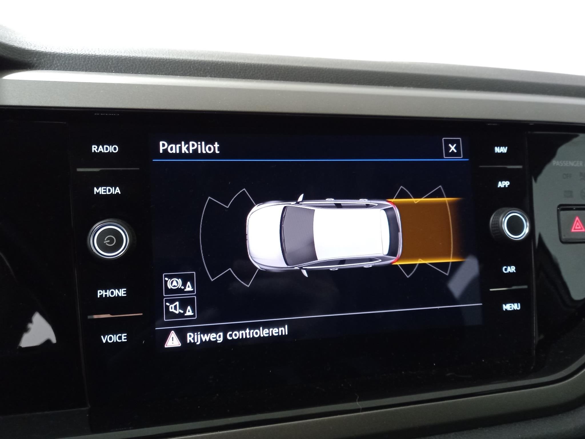 Volkswagen Polo 1.0 TSI DSG Comfortline Navigatie Climate Co, Auto's, Volkswagen, Stof, Gebruikt, 95 pk, Automatische klimaatregeling