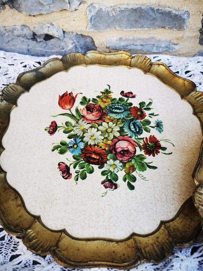 Italiaanse dienbladen bloemen goudkleurig +-38/28cm Miekje, Ophalen of Verzenden