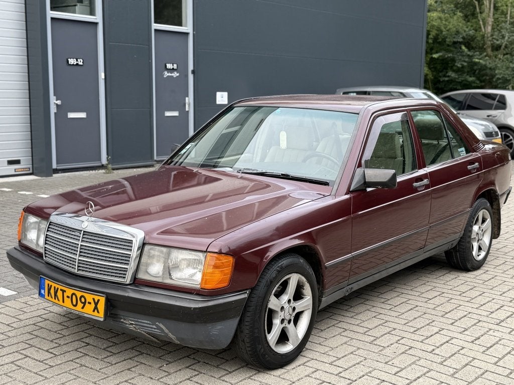 Mercedes-Benz 190 190D 2.5 AUTOMAAT | AIRCO | ELEK RAMEN | C, Auto's, Stof, Metallic lak, 2497 cc, 23 km/l