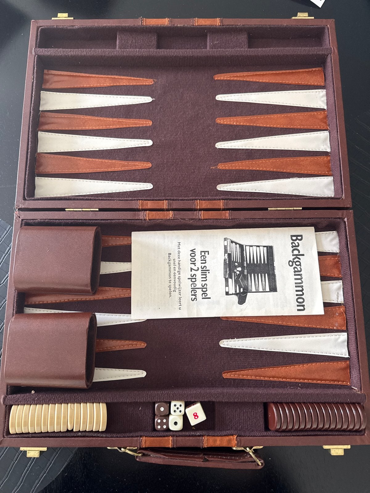 Backgammon spel in luxe koffer - Zo goed als nieuw, Een of twee spelers, Ophalen of Verzenden, Zo goed als nieuw