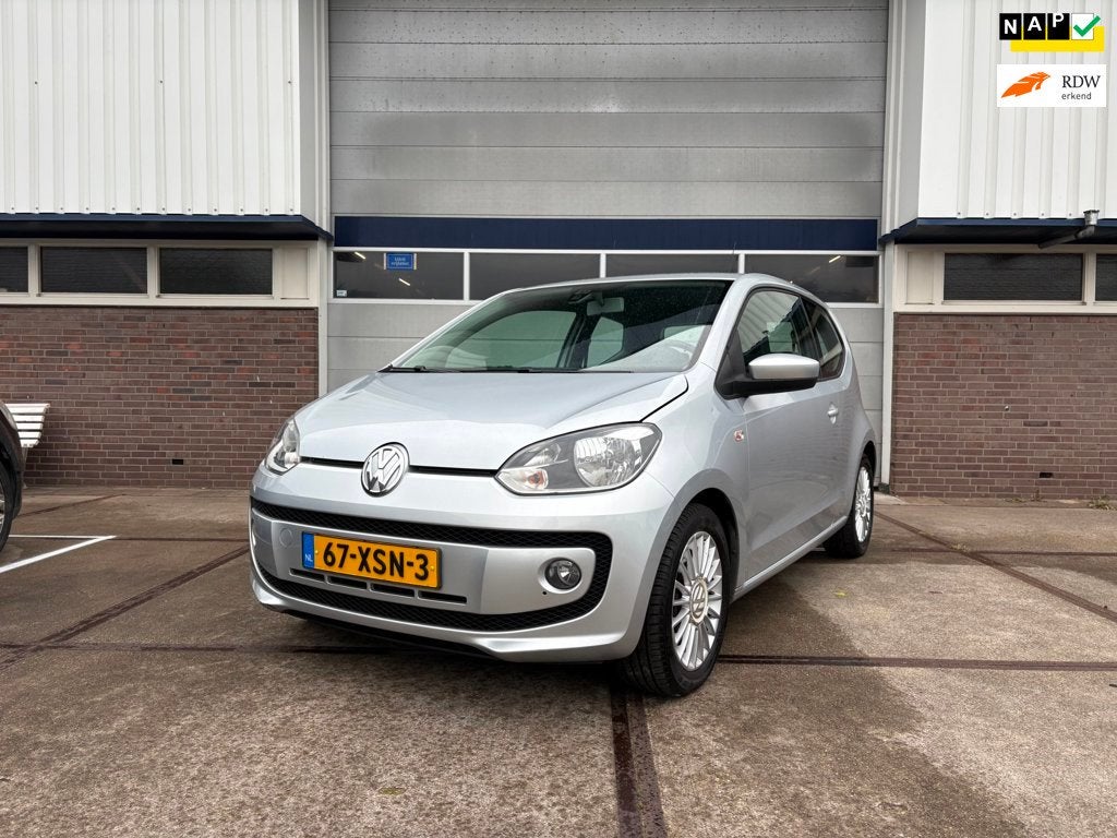 Volkswagen Up! 1.0 High Up! Airco | Cruise control | Parkeer