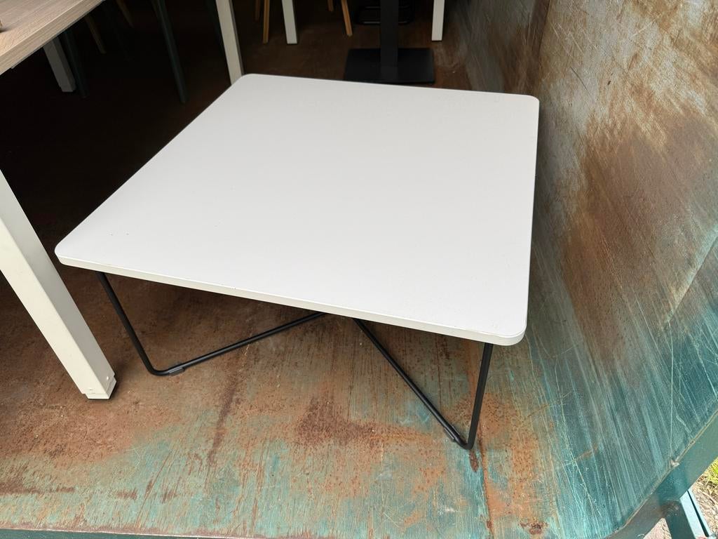 Vierkante salontafel 75x75 cm, 39 cm hoog - Modern design, 50 tot 100 cm, Vierkant, 50 tot 100 cm, Zo goed als nieuw