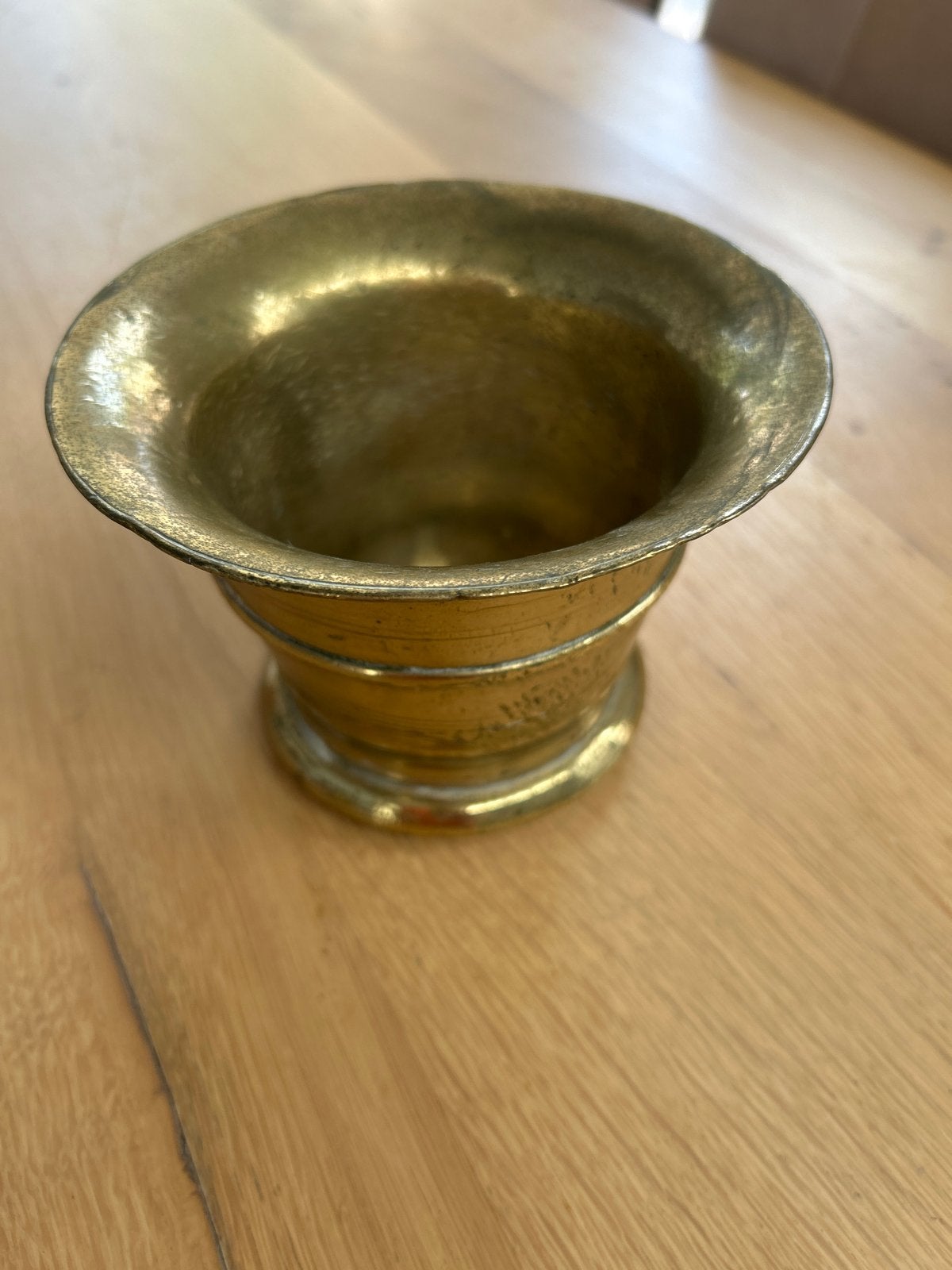 Antieke bronzen/messing vijzel – Zwaar gietwerk (1375 gram), Ophalen of Verzenden, Brons