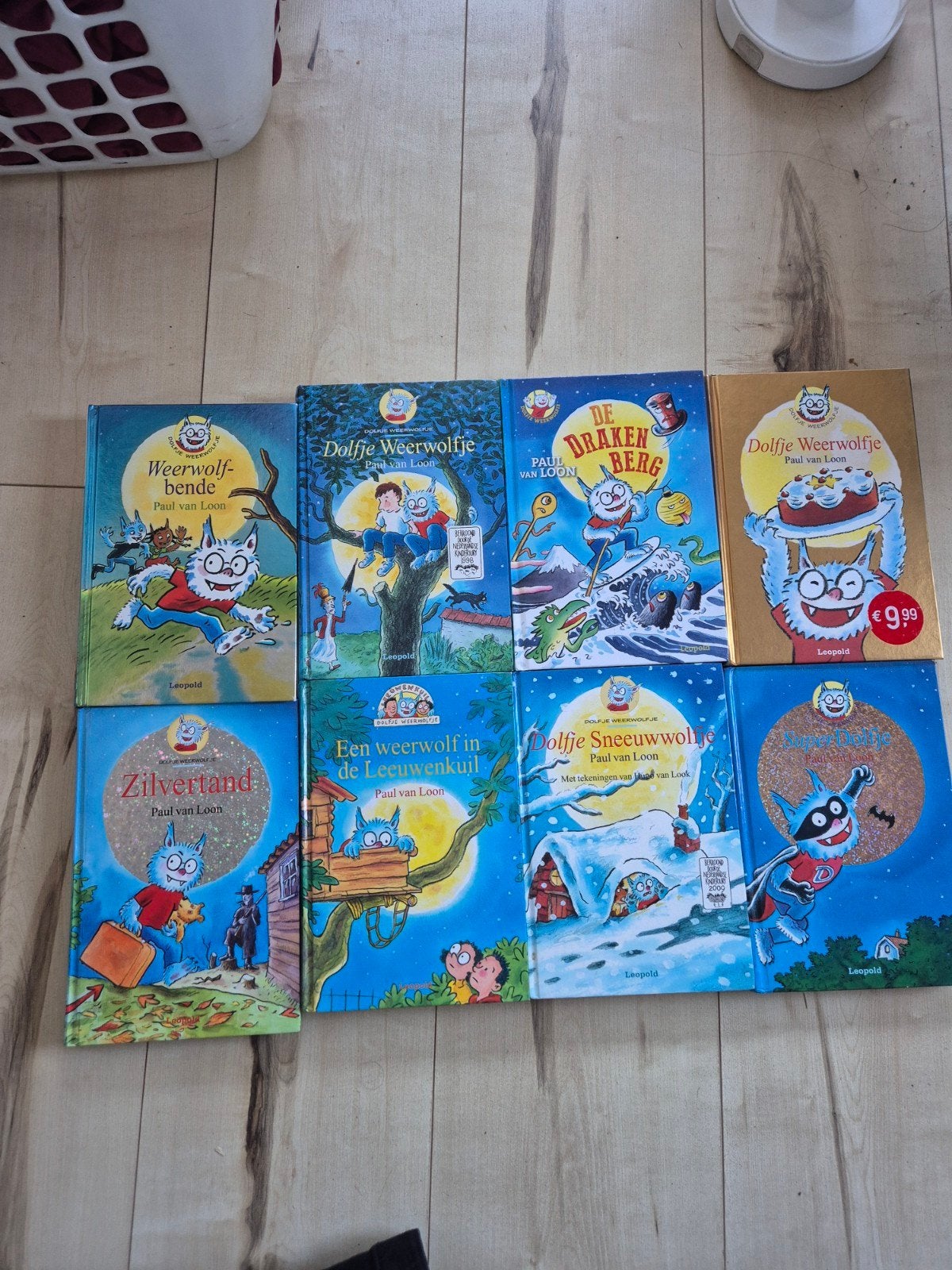 Dolfje Weerwolfje boeken - Paul van Loon (8 stuks), Ophalen, Zo goed als nieuw, Paul van Loon, Fictie algemeen