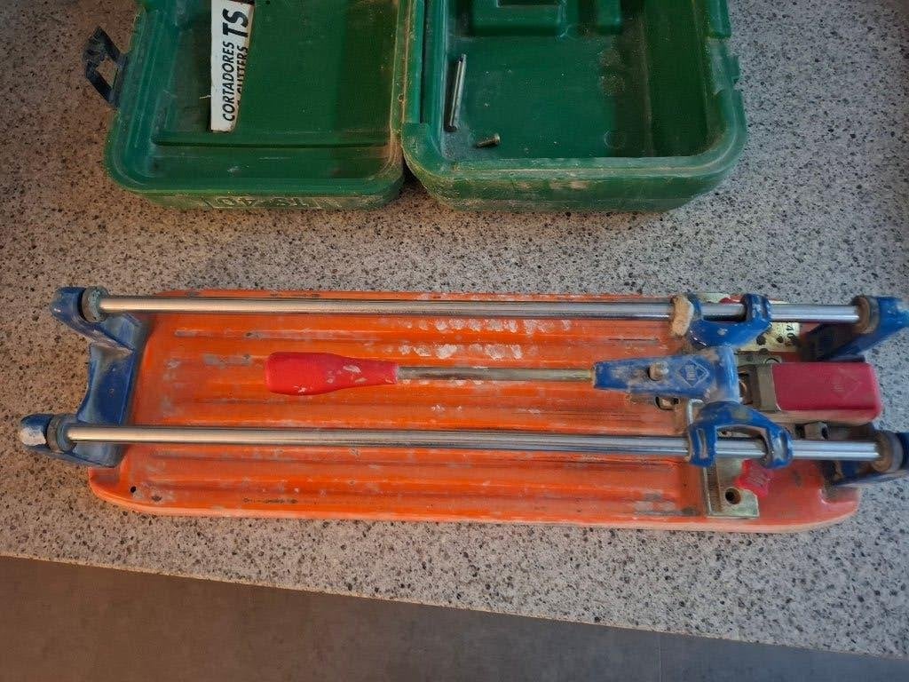TEGELSNIJDER, RUBI, TS-40 IN KOFFER, Doe-het-zelf en Verbouw, Gereedschap | Handgereedschap, Ophalen of Verzenden, Gebruikt