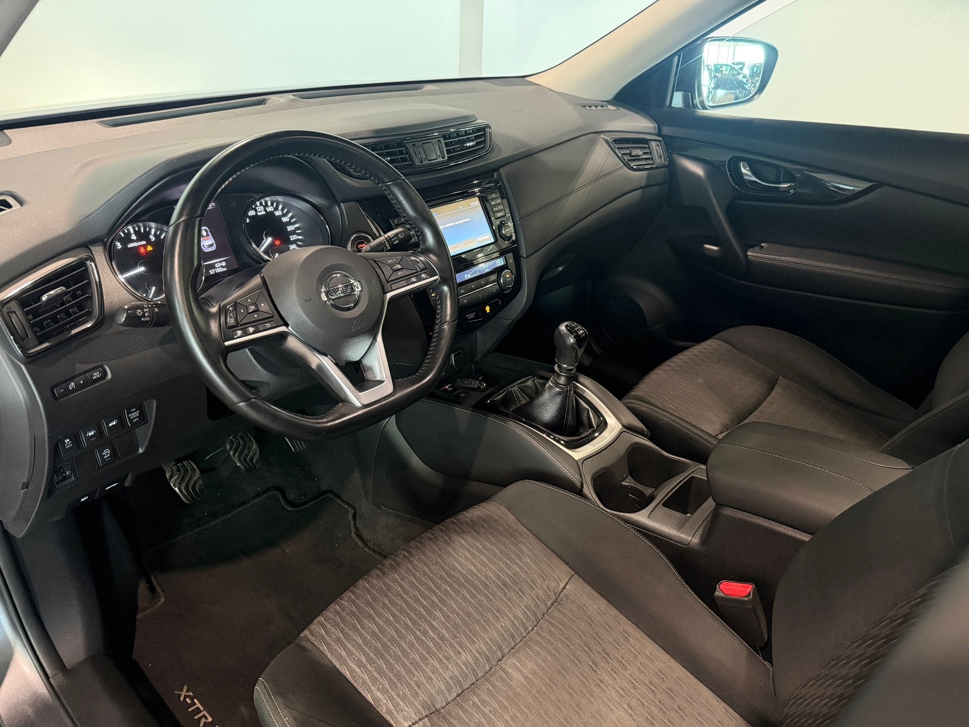 Nissan X-Trail 1.6 DIG-T N-Connecta 7p. 1eEig/Dealer-oh|El.k, Auto's, Voorwielaandrijving, Dealer onderhouden, 4 cilinders, 7 stoelen