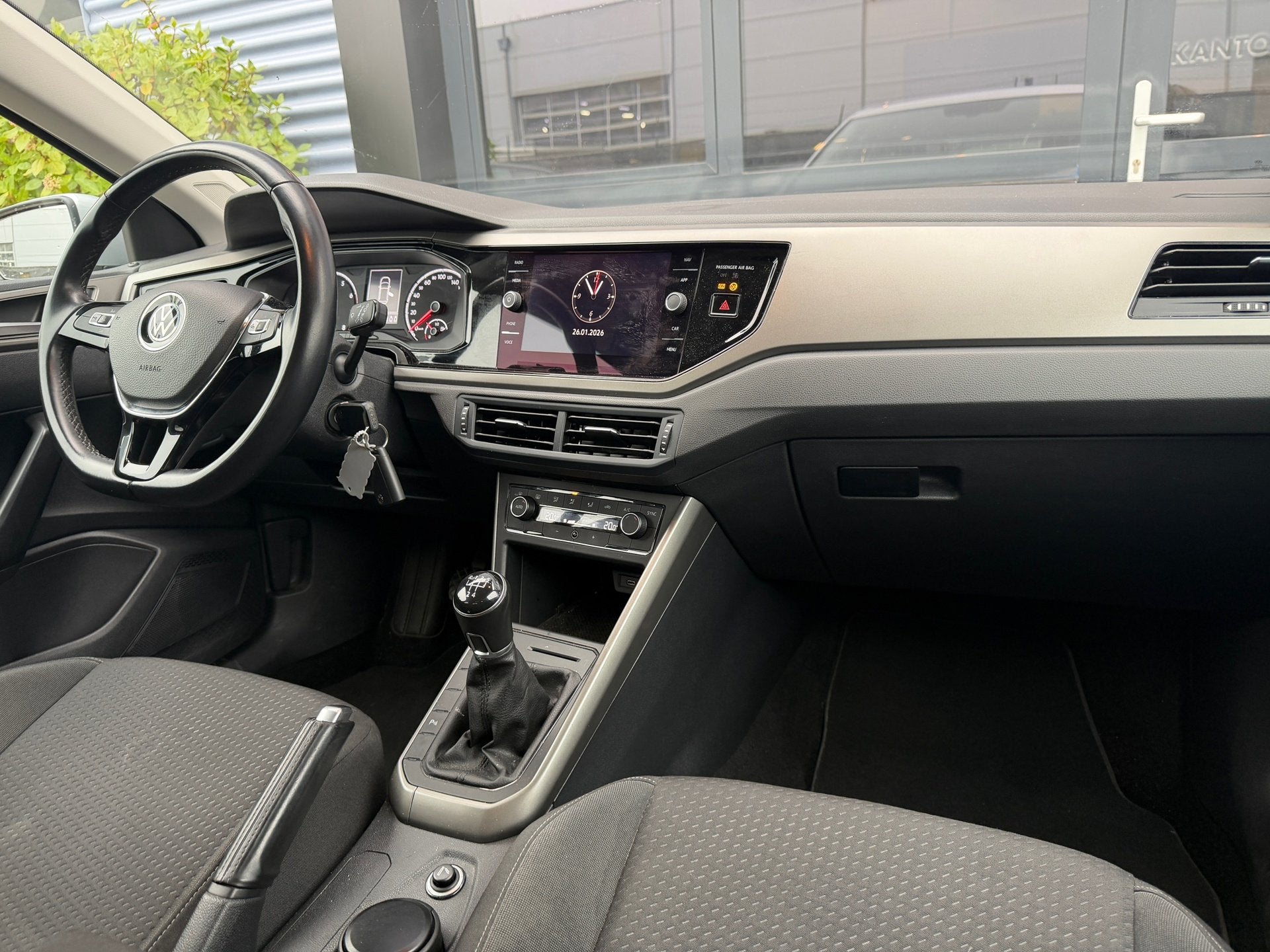 Volkswagen Polo 1.0 MPI Polo Cruisecontrol|PDC|Navi|, Auto's, Stof, Bedrijf, Handgeschakeld, LED verlichting