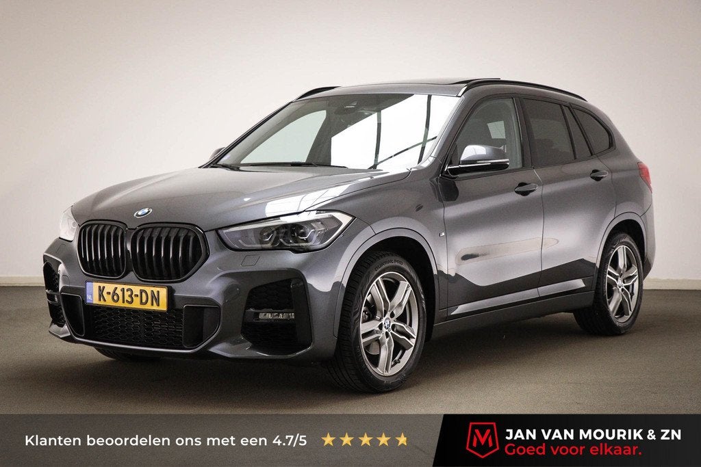 BMW X1 sDrive18i M-Sport High Executive | PANORAMADAK | DAB, Stof, Gebruikt, Met garantie (alle), 19 km/l
