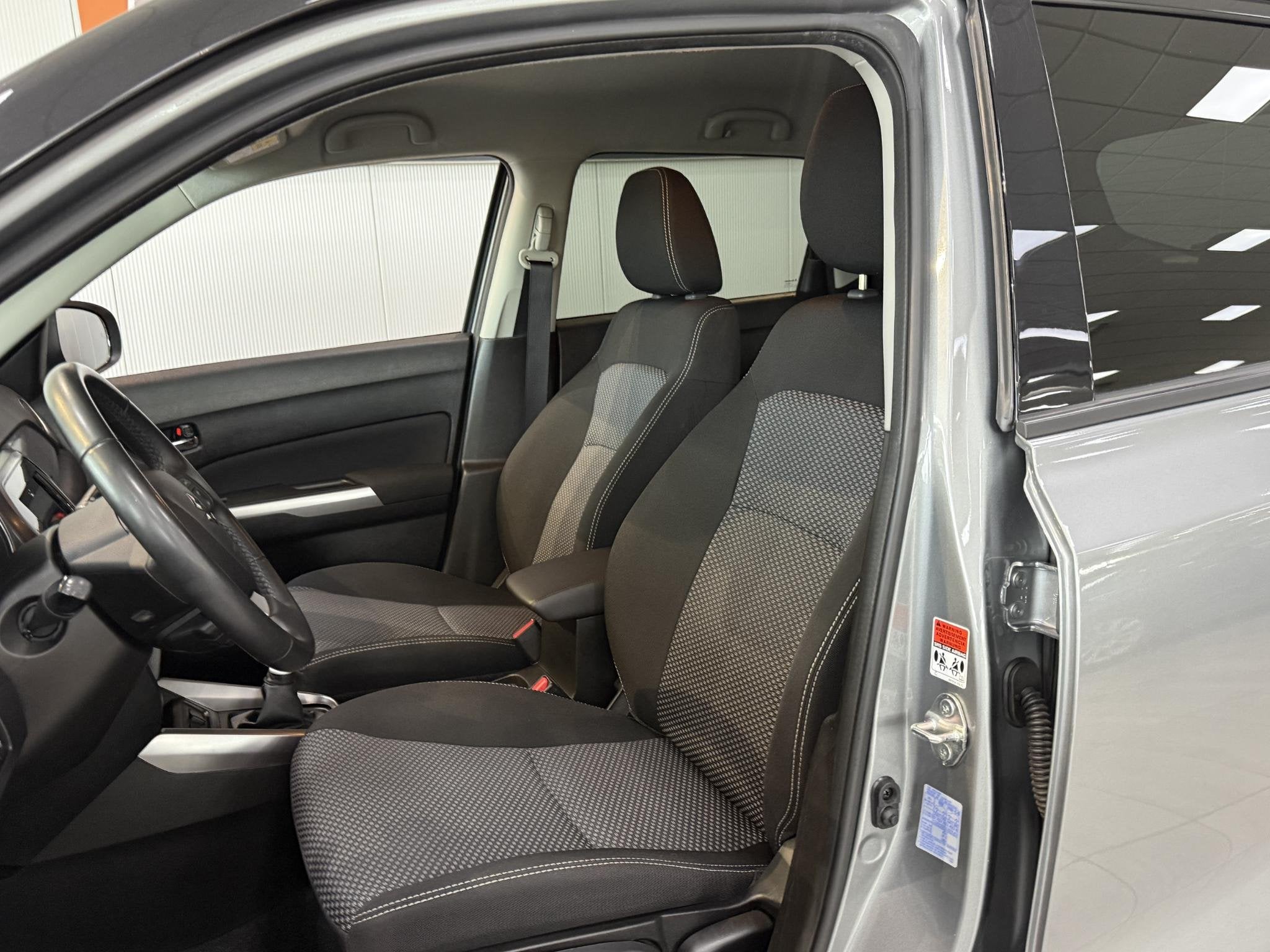 Foto 8 van Suzuki Vitara 1.4 Boosterjet Select Smart Hybrid Navigatie