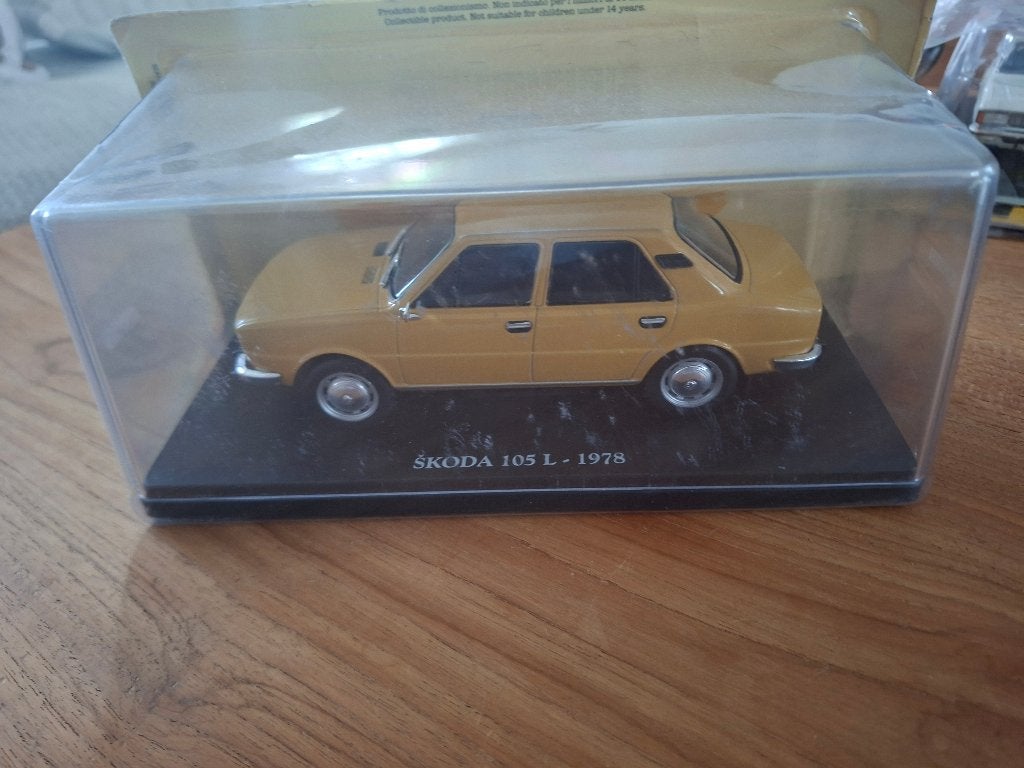 skoda 105l 1978 1:24 hachette NIEUW., Hobby en Vrije tijd, Modelauto's | 1:24, Ophalen of Verzenden, Nieuw, Auto, Overige merken