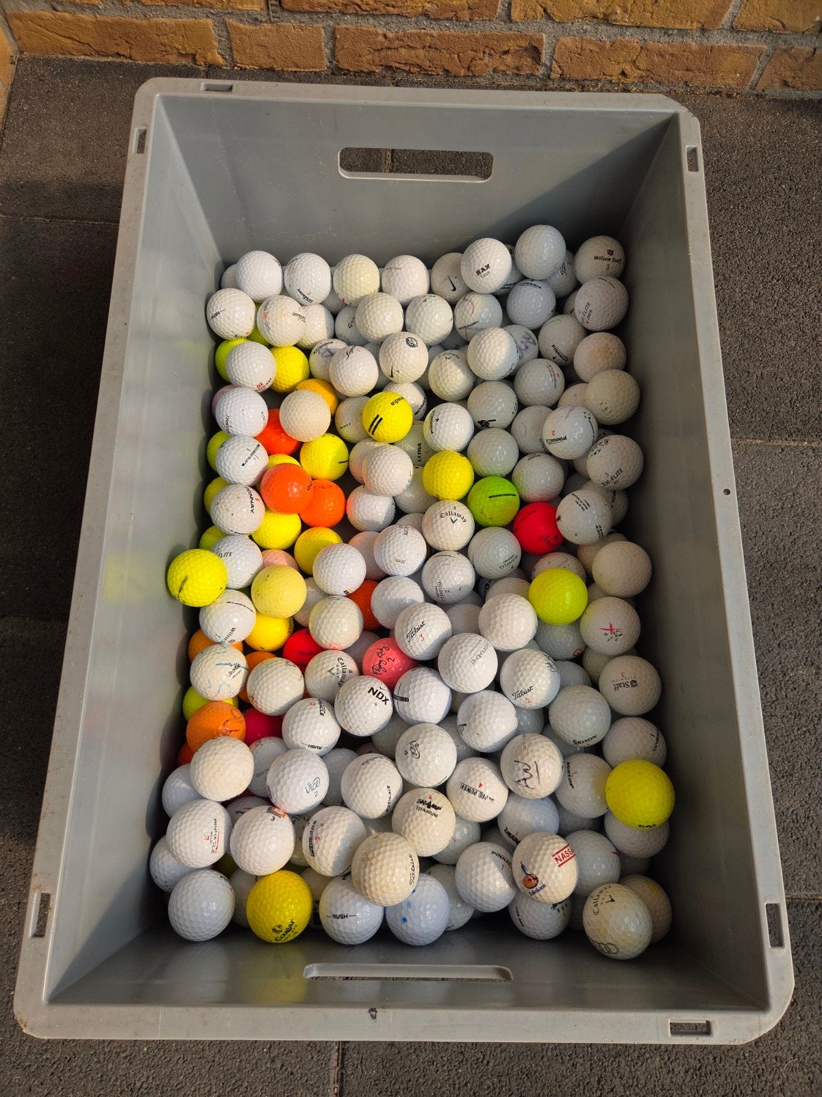 400 gebruikte golfballen mix (lake balls), Sport en Fitness, Golf, Ophalen of Verzenden, Gebruikt, Bal(len)
