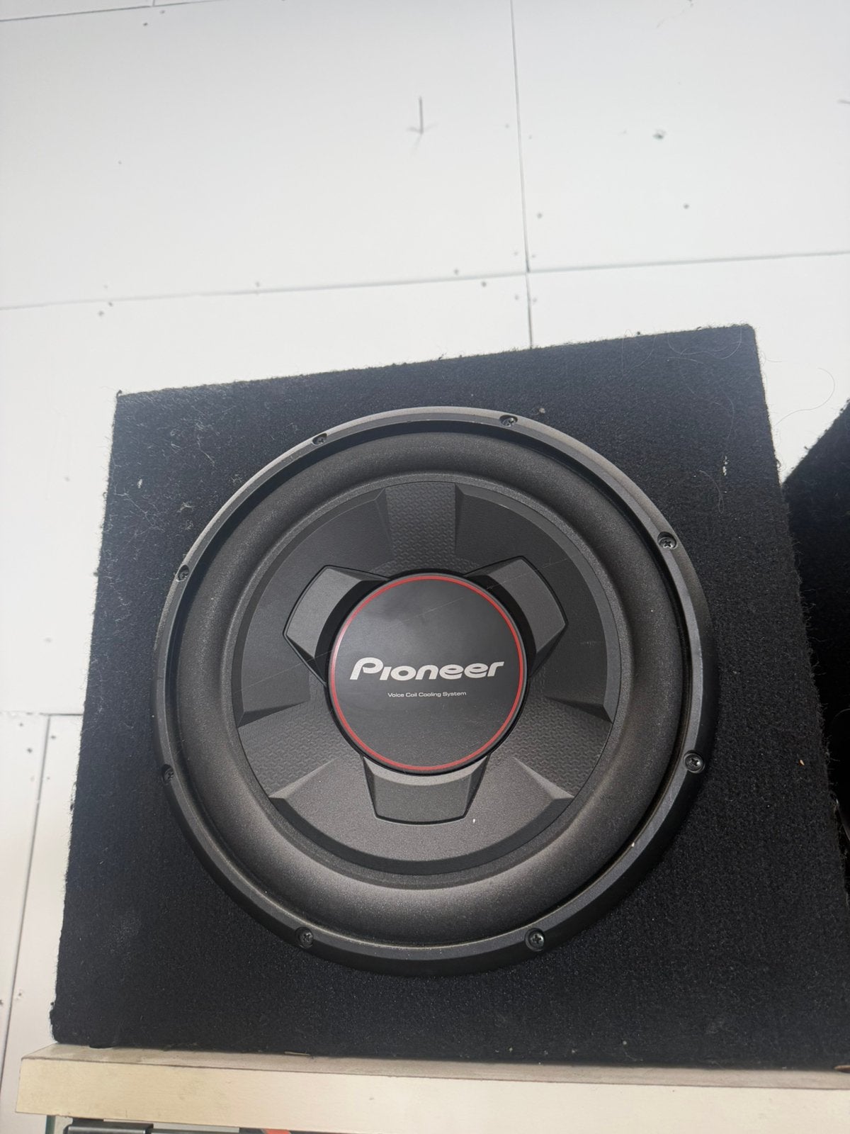 Pioneer subwoofer in behuizing – autoaudio, Auto diversen, Ophalen, Zo goed als nieuw