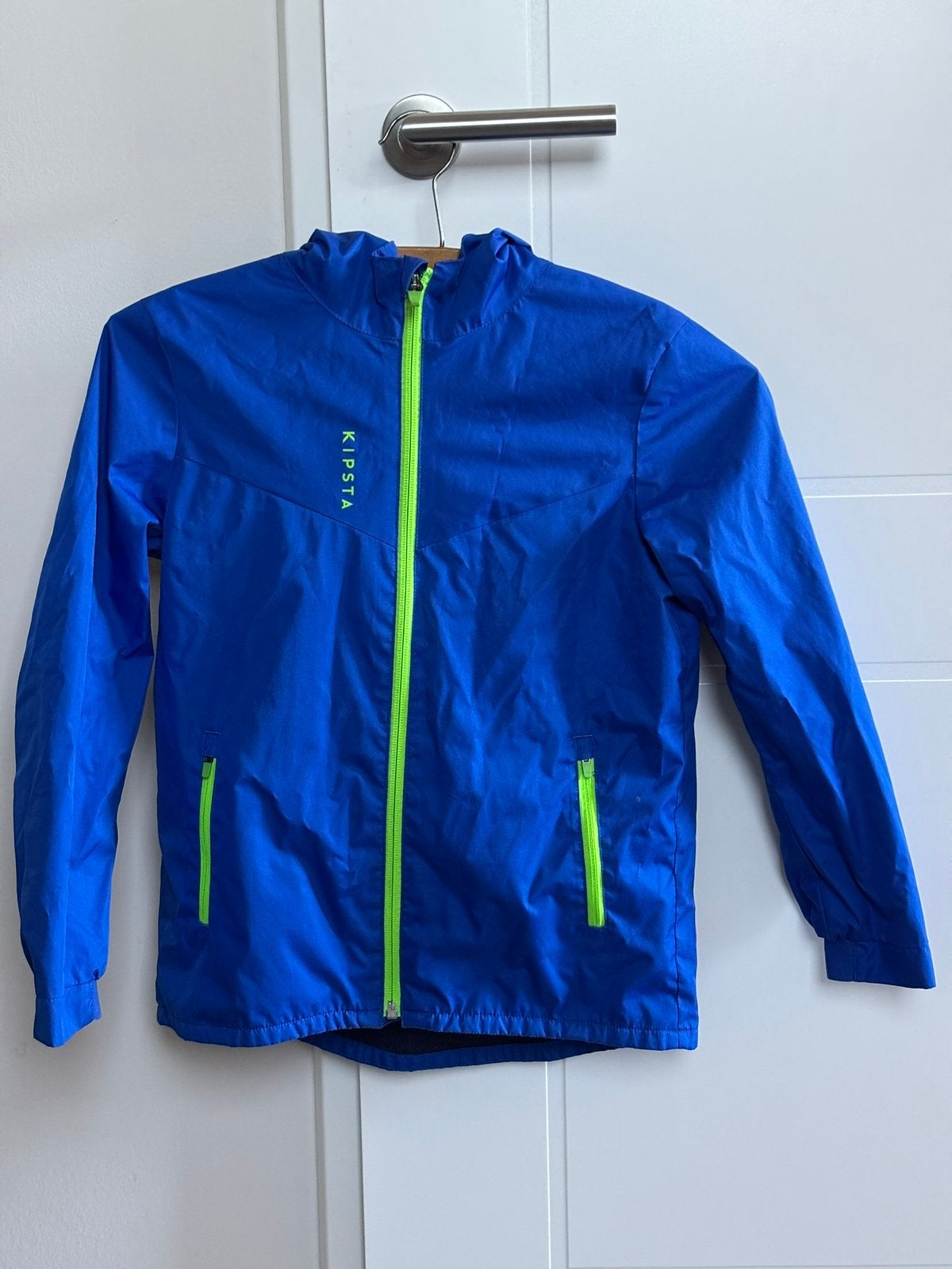 Kipsta rain jacket T500 JR 7/8 jaar 123-130 cm, Ophalen of Verzenden, Zo goed als nieuw
