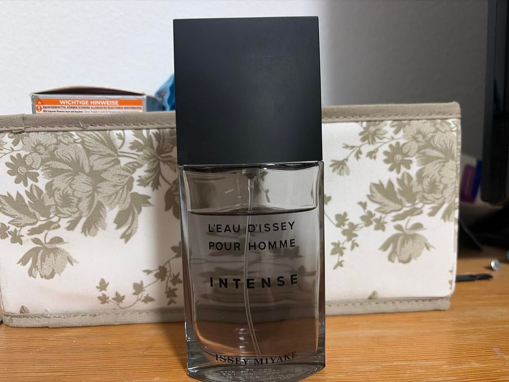 Issey Miyake L'Eau d'Issey Pour Homme Intense 60/75ml, Ophalen, Zo goed als nieuw