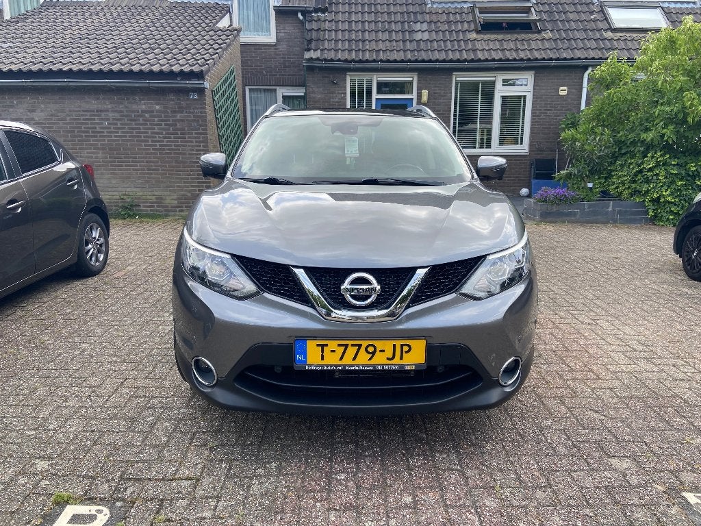 Nissan Qashqai 1.2 TEKNA PANO/LEDER/AUTOMAAT/ONDERHOUDEN, 4 cilinders, Leder, 115 pk, Particulier
